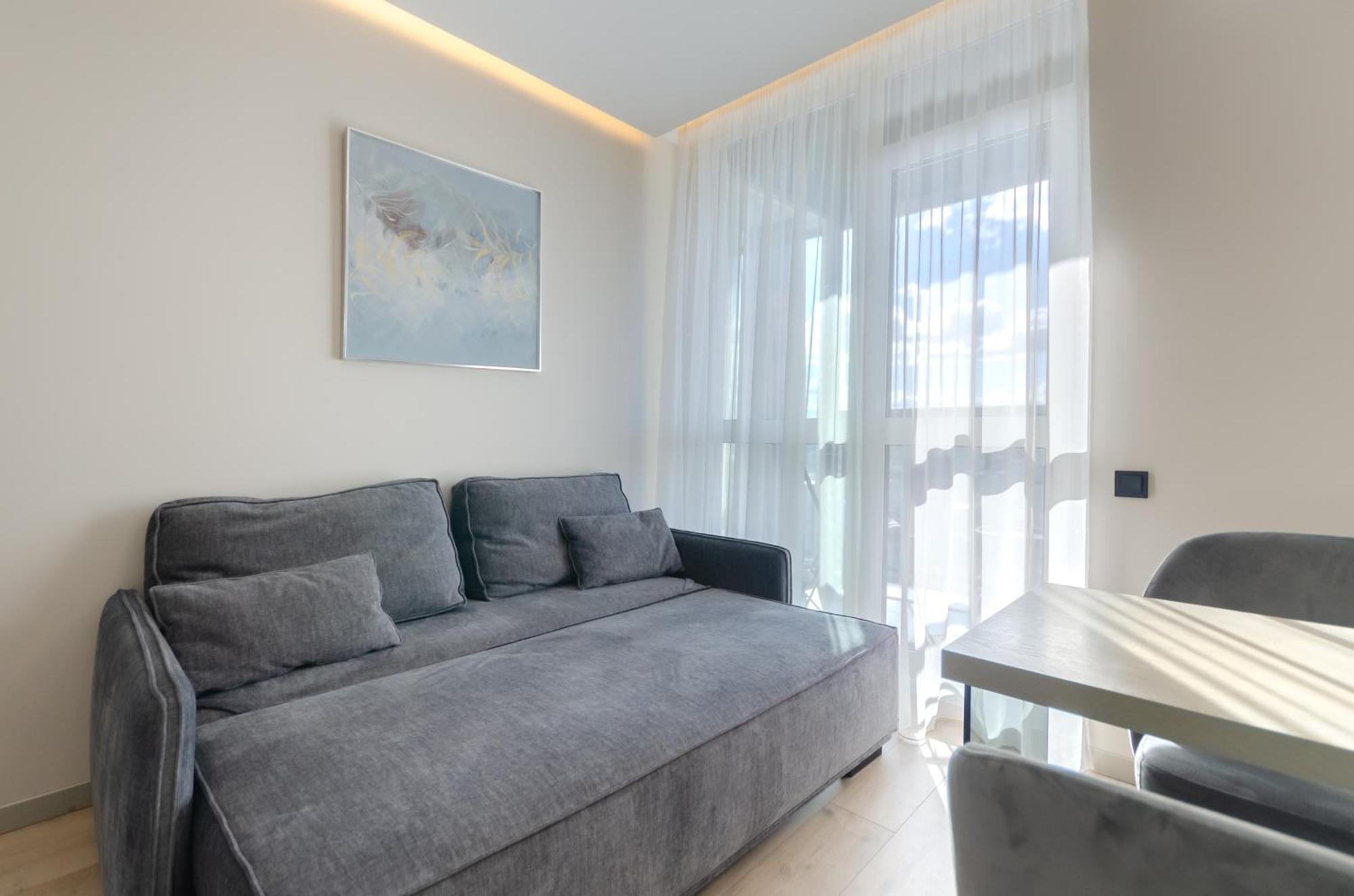 Petrovdom 85-141-122-38 Apartments In The Rc "French Quarter" Киев Екстериор снимка
