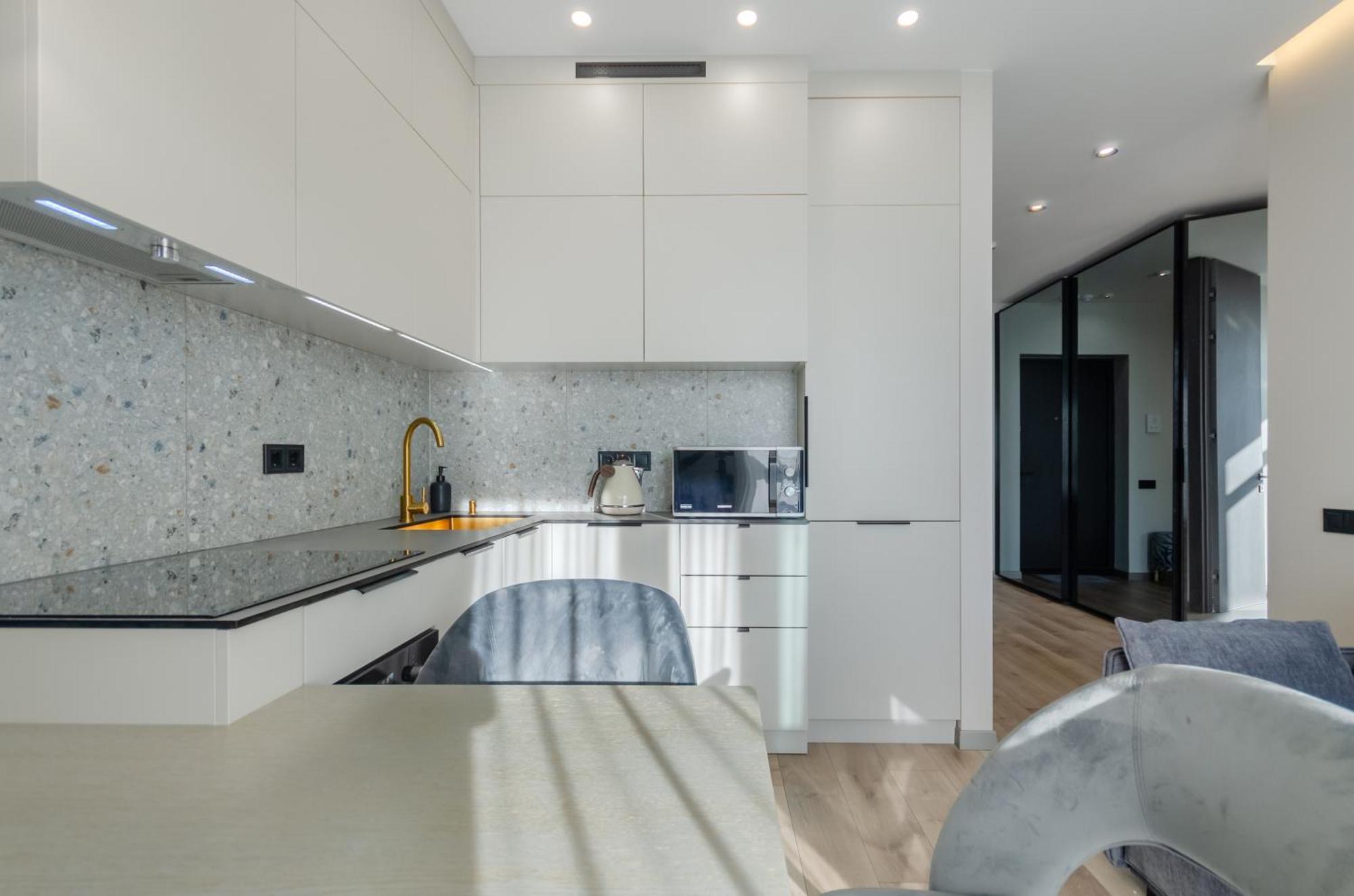 Petrovdom 85-141-122-38 Apartments In The Rc "French Quarter" Киев Екстериор снимка