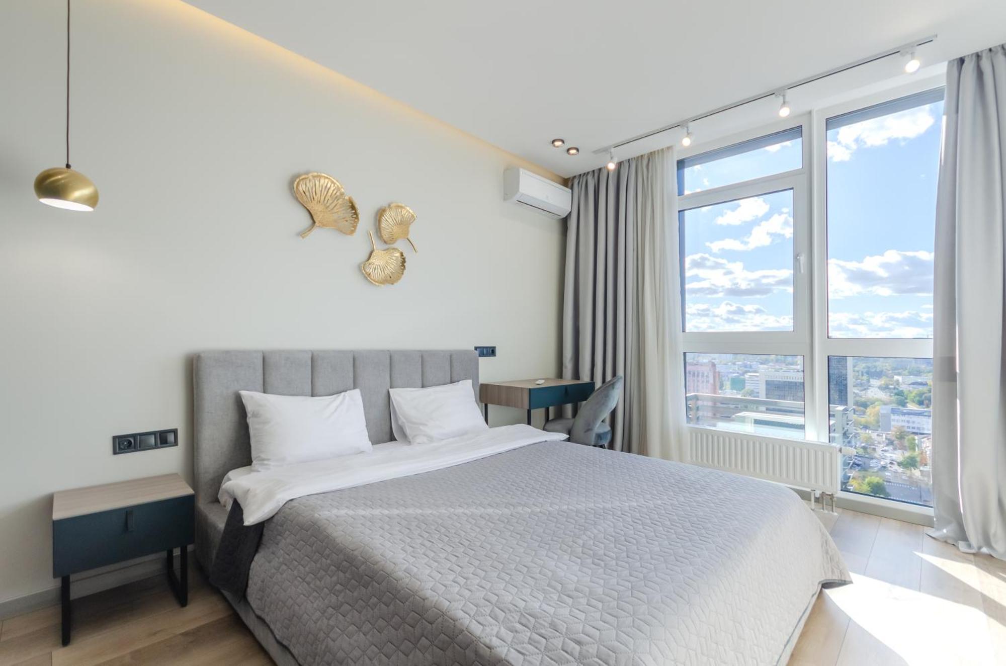 Petrovdom 85-141-122-38 Apartments In The Rc "French Quarter" Киев Екстериор снимка