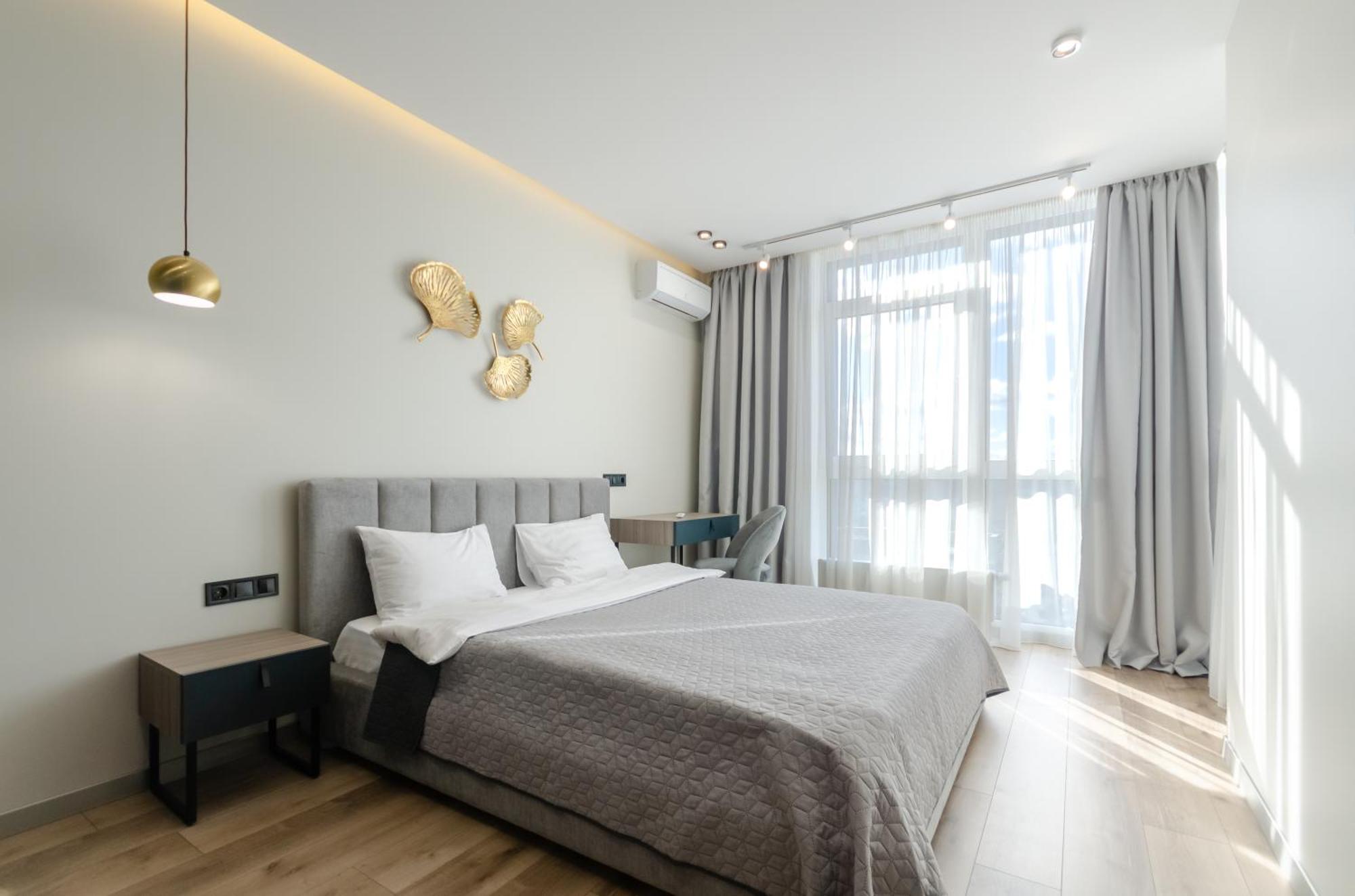 Petrovdom 85-141-122-38 Apartments In The Rc "French Quarter" Киев Екстериор снимка