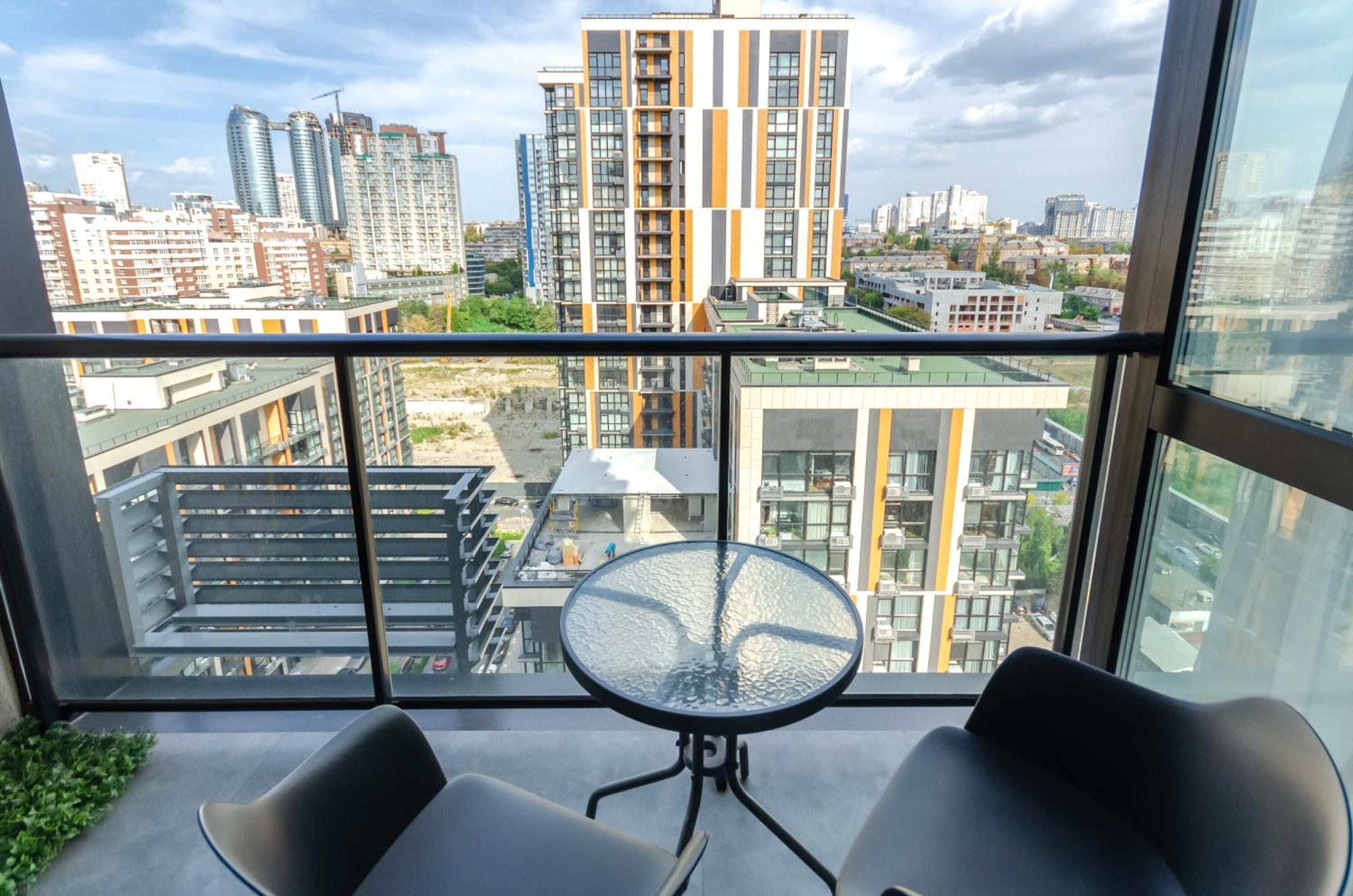 Petrovdom 85-141-122-38 Apartments In The Rc "French Quarter" Киев Екстериор снимка