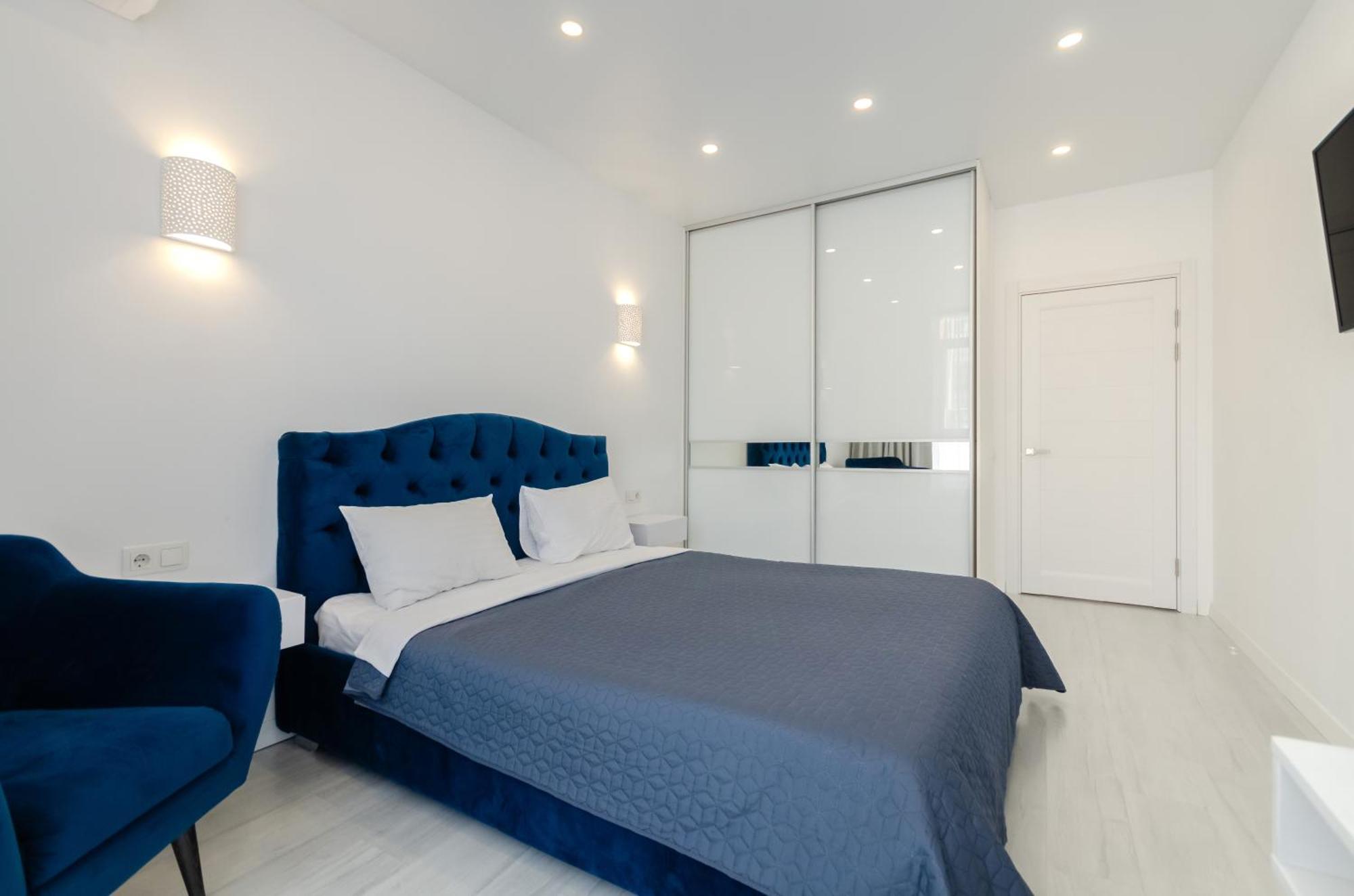 Petrovdom 85-141-122-38 Apartments In The Rc "French Quarter" Киев Екстериор снимка