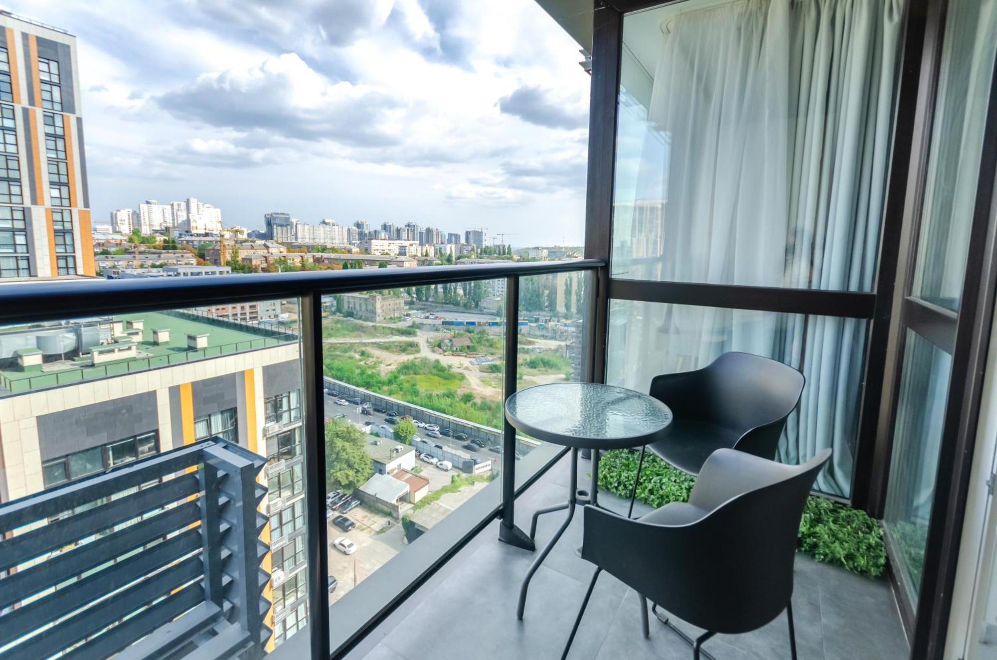Petrovdom 85-141-122-38 Apartments In The Rc "French Quarter" Киев Екстериор снимка